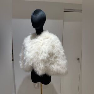 Vintage white faux fur cape or poncho made of ostrich plumes (not synthetic)